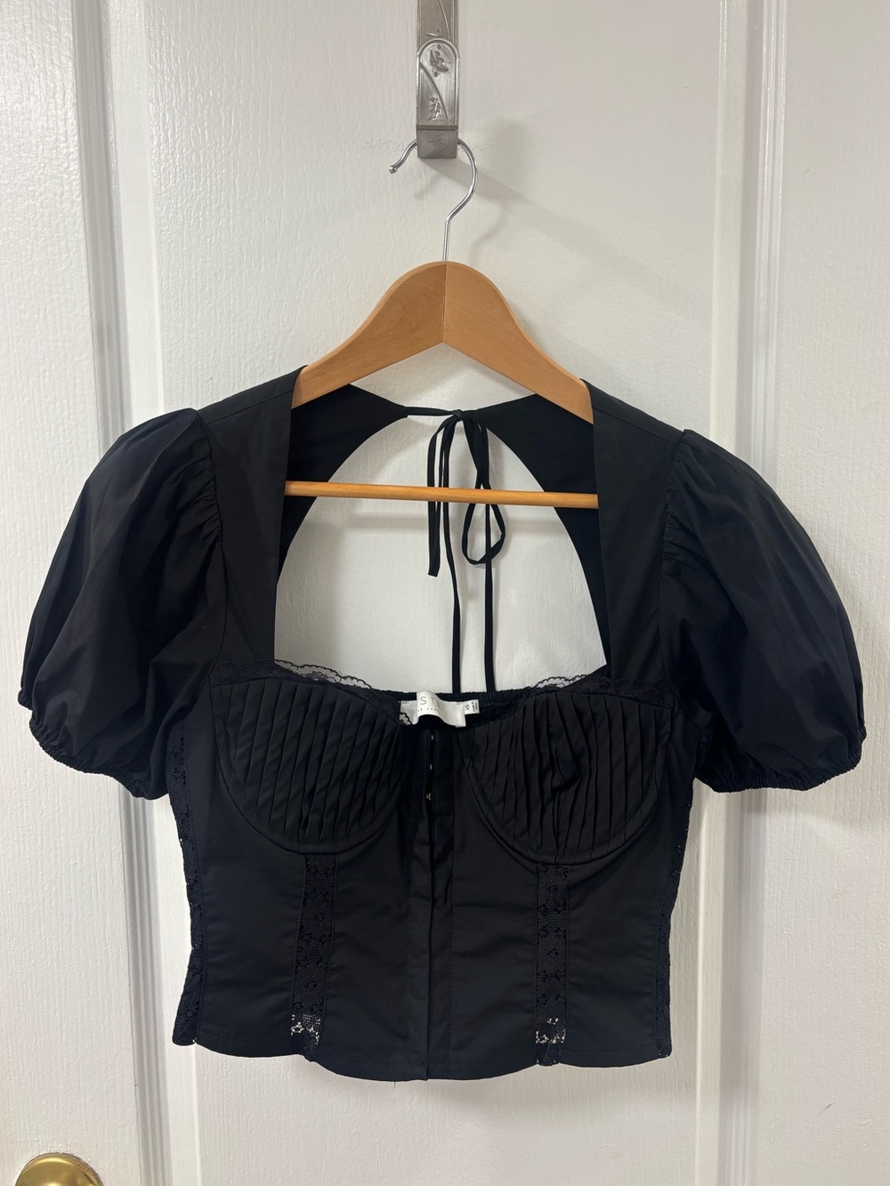 ASTR The Label Lace-Trim Corset Puff Sleeve Pintuck Open Back Black Crop Top XS - Picture 5 of 11